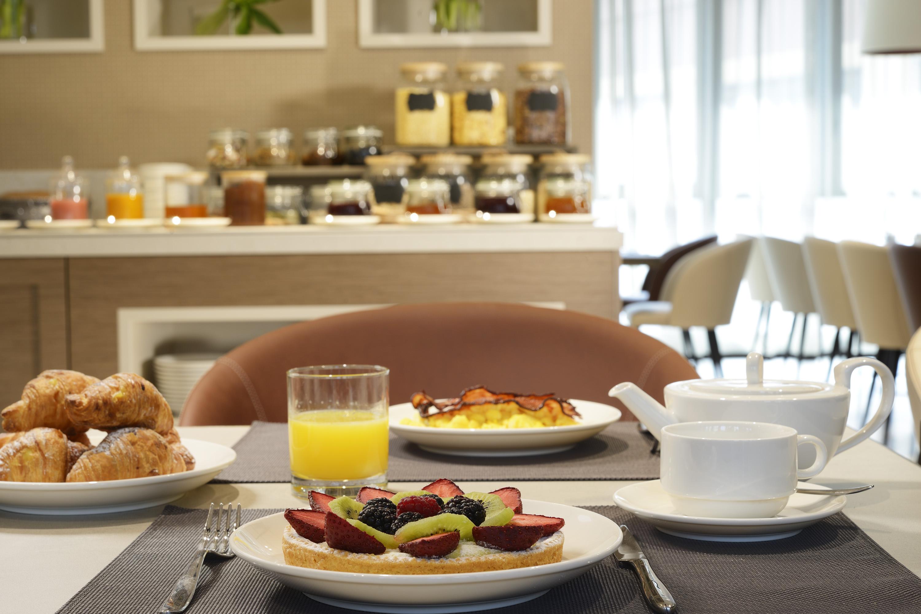 Hotel Unaway And Linea Uno Milano 4*