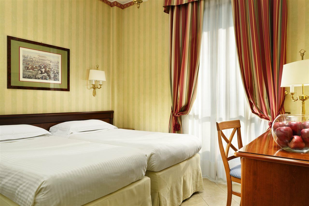 Hotel Unaway And Linea Uno Milano Milán